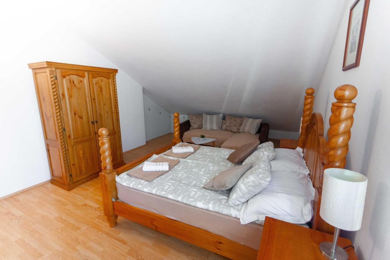 Apartment Jerry With Private Pool Milna  Εξωτερικό φωτογραφία
