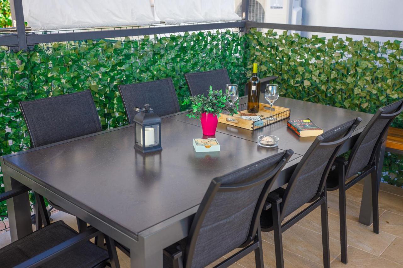 Apartment Jerry With Private Pool Milna  Εξωτερικό φωτογραφία